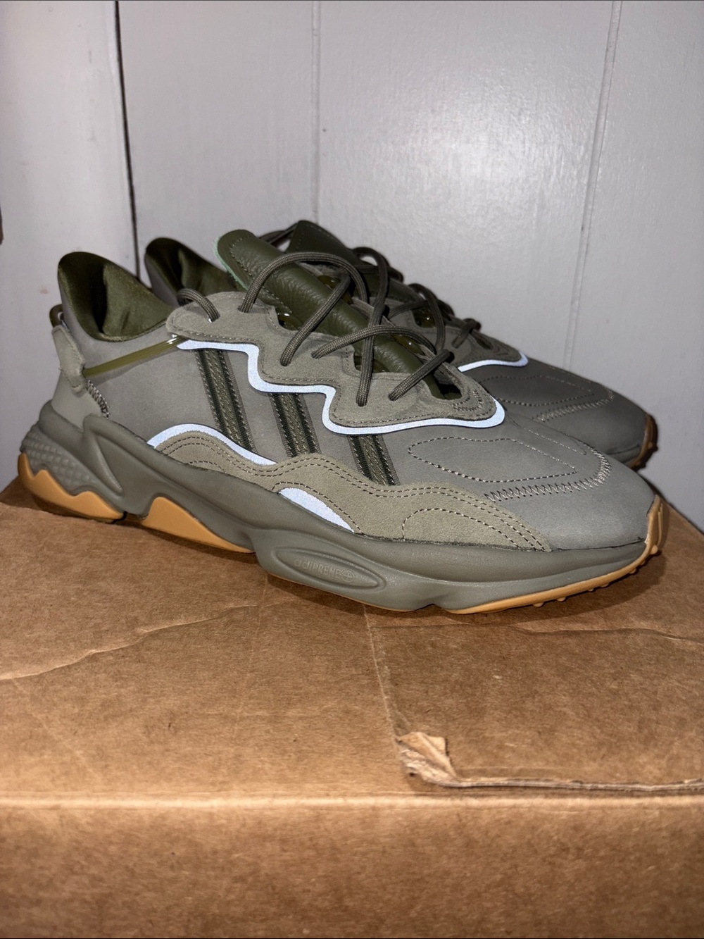Men's Adidas Ozweego Sneakers size 10.5